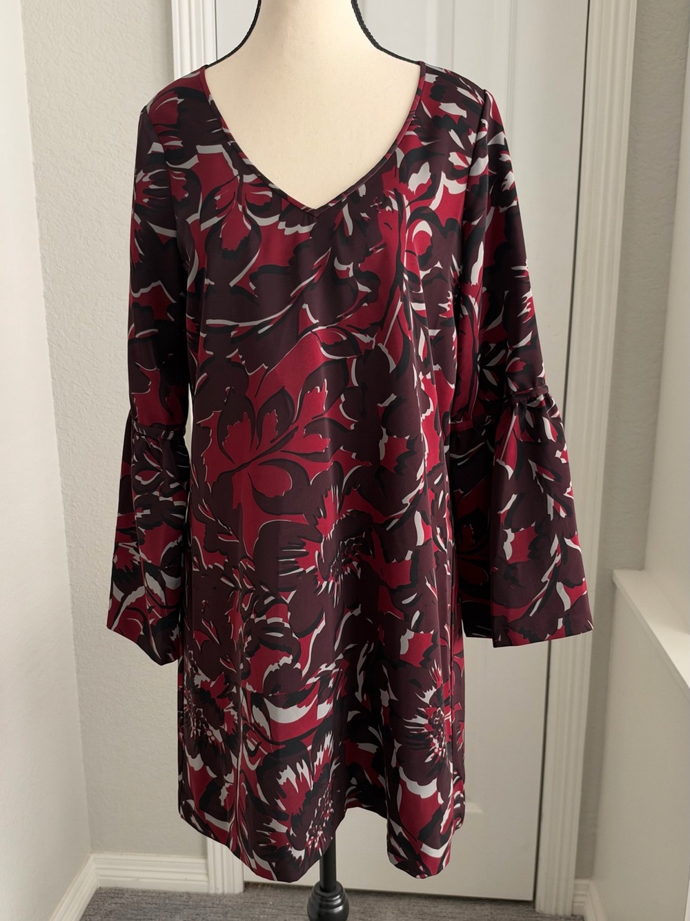 Saks Fifth Avenue Burgundy and Black Floral V-Neck Bell Sleeve Dress